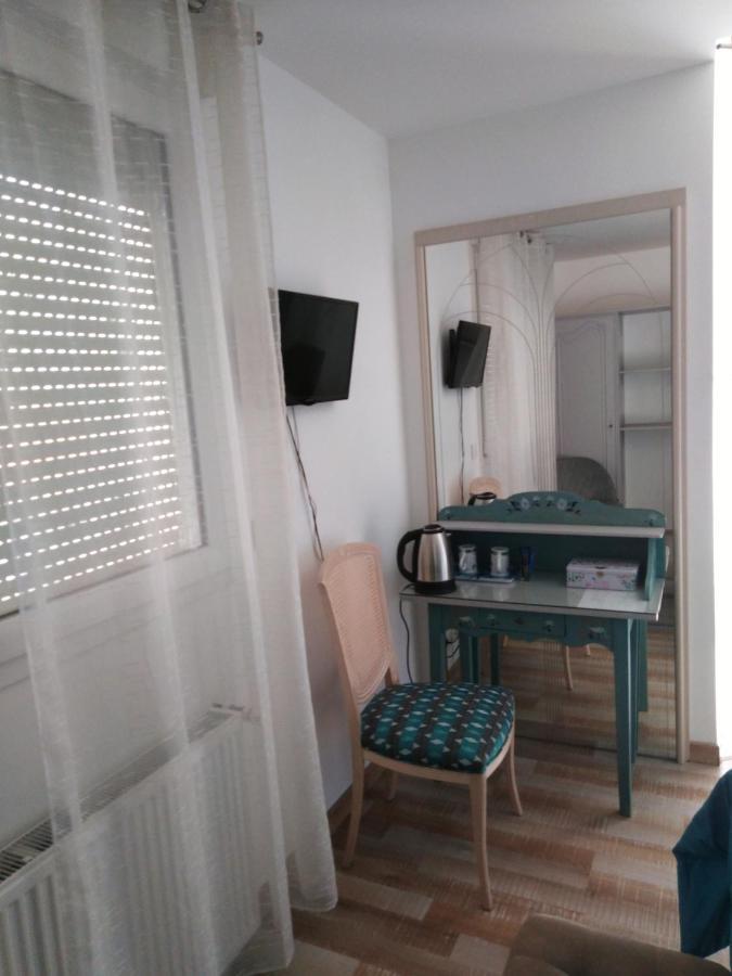 Chambre D'Hotes Du Bois Joli Mesnard-la-Barotière Buitenkant foto
