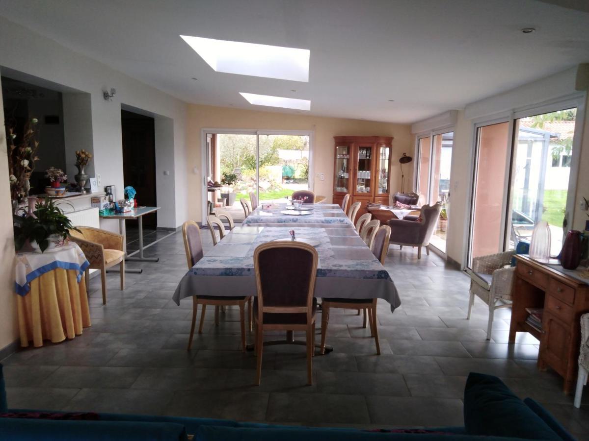 Chambre D'Hotes Du Bois Joli Mesnard-la-Barotière Buitenkant foto