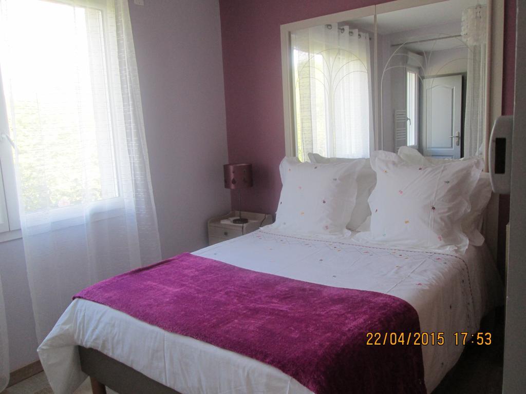 Chambre D'Hotes Du Bois Joli Mesnard-la-Barotière Kamer foto